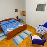 Ivana Apartament *