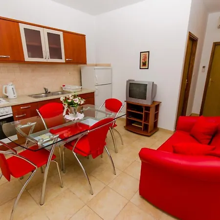 Ivana Apartman Trogir